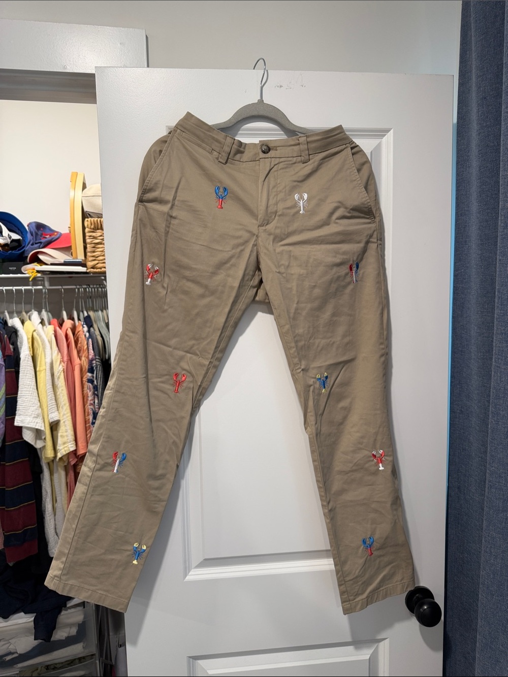 Vineyard Vines Men's Khaki Embroidered Breaker Pants